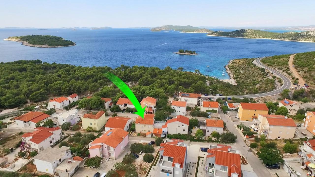 Apartments With A Parking Space Bilo, Primosten - 12868 Luaran gambar